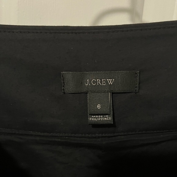 Black shorts with front tie - Picture 4 of 4